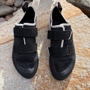 Black Diamond Climbing Shoes Mens 8 Womens 9 Triple Velcro Rock Gym
